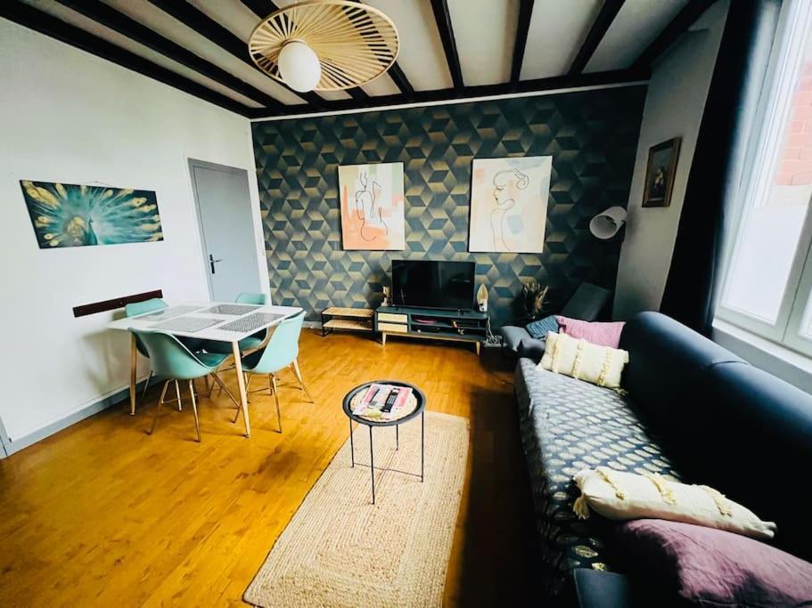 ואלנסיין Apt Des Artistes, 3 Min A Pied Gare Et Centre מראה חיצוני תמונה