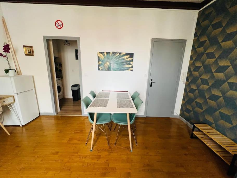 ואלנסיין Apt Des Artistes, 3 Min A Pied Gare Et Centre מראה חיצוני תמונה