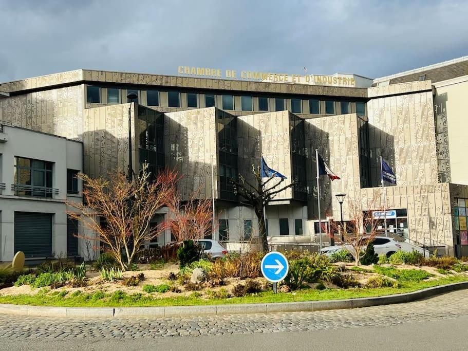 ואלנסיין Apt Des Artistes, 3 Min A Pied Gare Et Centre מראה חיצוני תמונה